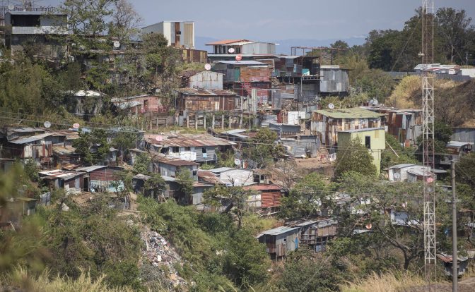 La Carpio, mujeres miskitas en Costa Rica