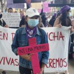 Nicaragua. Estudiantes de la Universidad Centroamericana (UCA) marchan dentro del recinto contra los feminicidios. Foto: La Lupa